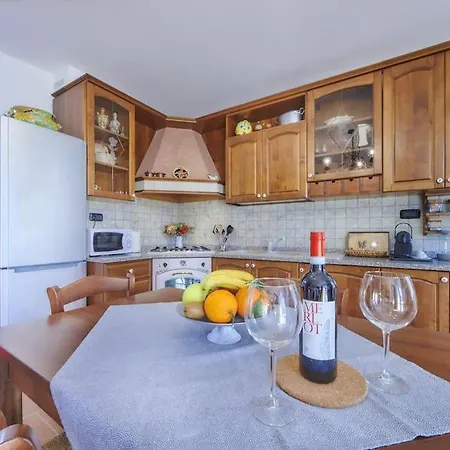 Casa Ducale View מנדלו דל לאריו